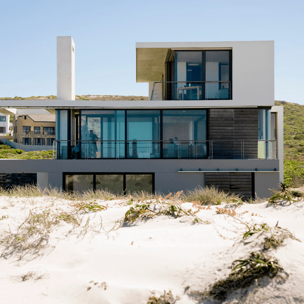 maison d'architecte sur la plage